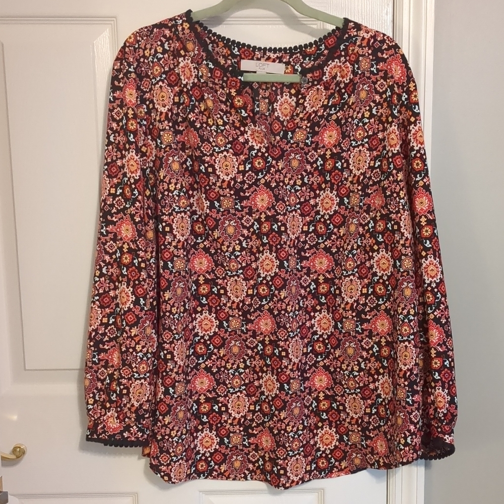 Gorgeous LOFT Plus Dressy Fall/Winter Blouse 18W 18